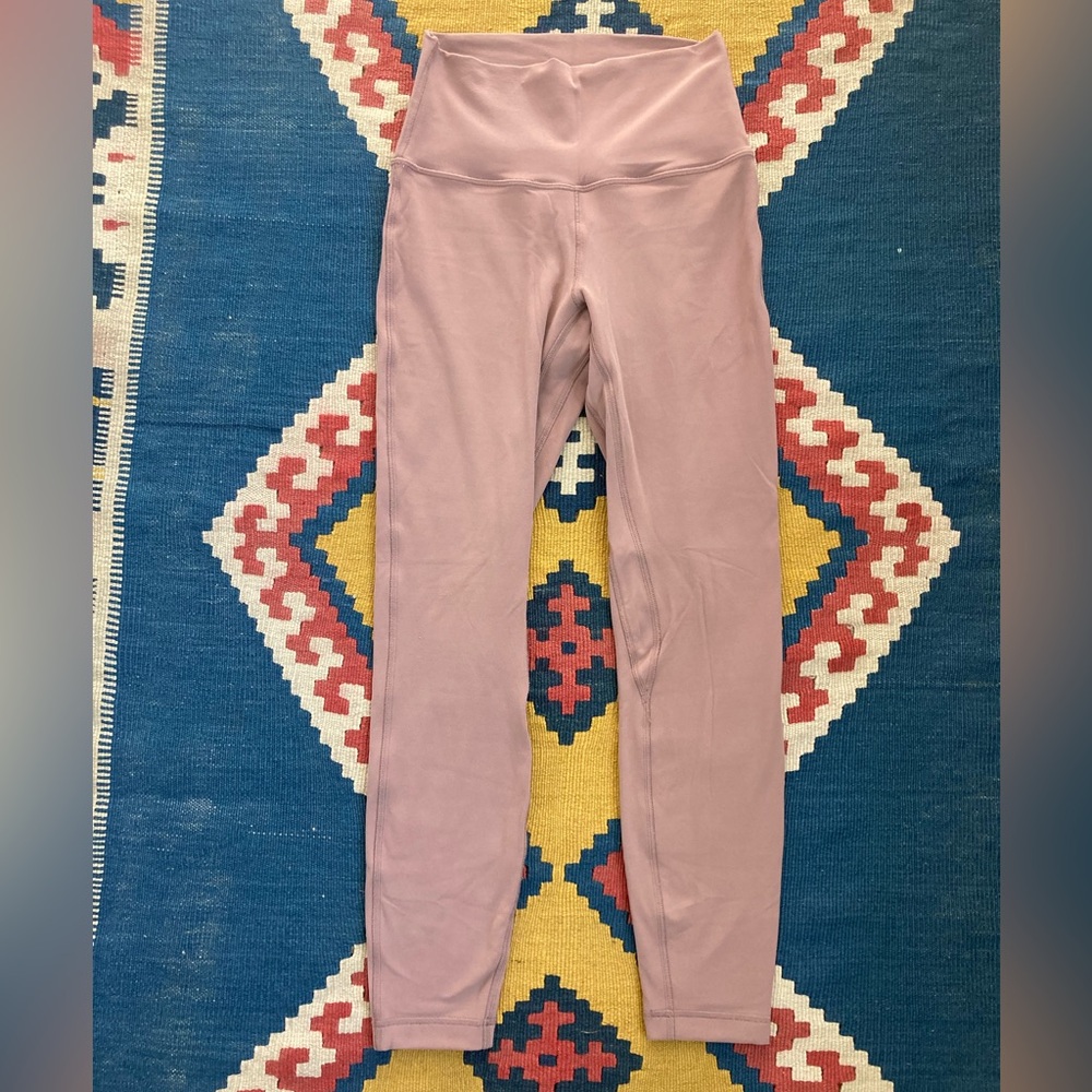 Lululemon Align High Rise Legging 25” size 4 mauve